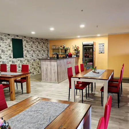 Family-friendly In The Oderbruch 아파트 Genschmar